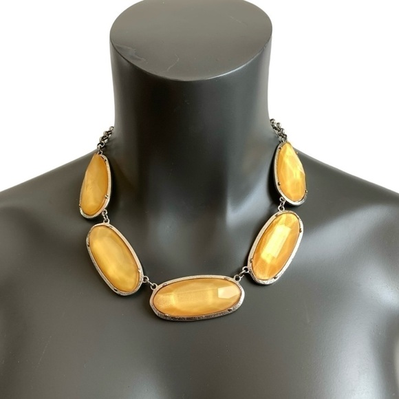 NWT Costume Jewelry Set MIXIT Chunky Yellow Silver Necklace & Earrings Set - Picture 4 of 6